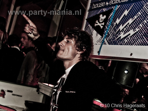 100327_050_rampeneren_partymania