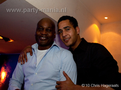 100401_091_mcissy_bday_base_square_partymania