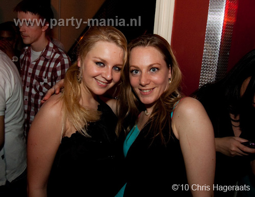 100402_092_i_love_college_partymania