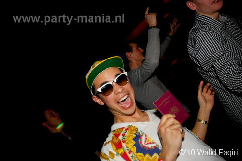 100403_000_los_partymania