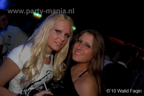 100403_021_los_partymania