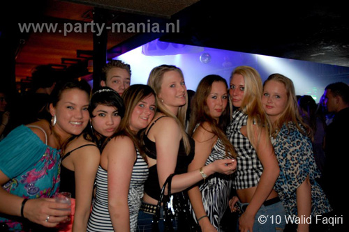 100403_022_los_partymania