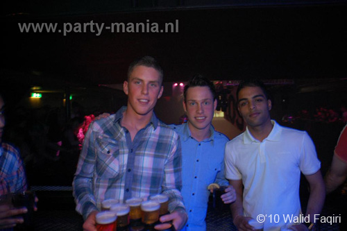 100403_035_los_partymania