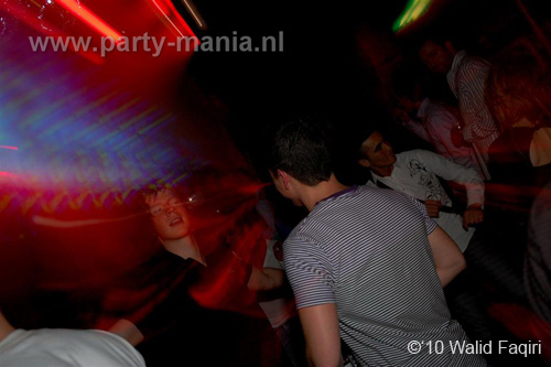 100403_057_los_partymania