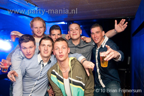 100404_053_michel_de_hey_partymania