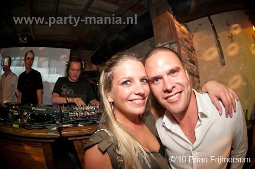 100416_023_hier_en_toen_partymania