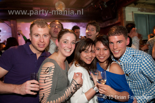 100416_028_hier_en_toen_partymania