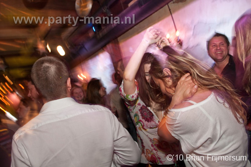 100416_029_hier_en_toen_partymania