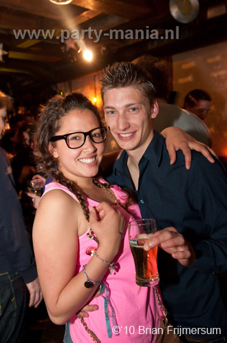 100416_058_hier_en_toen_partymania