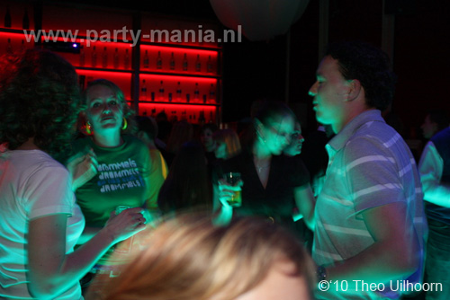 100417_014_80s_90s_partymania