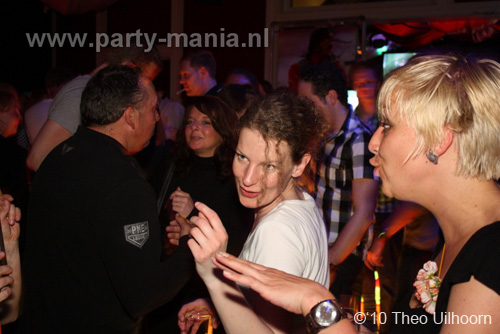 100417_057_80s_90s_partymania