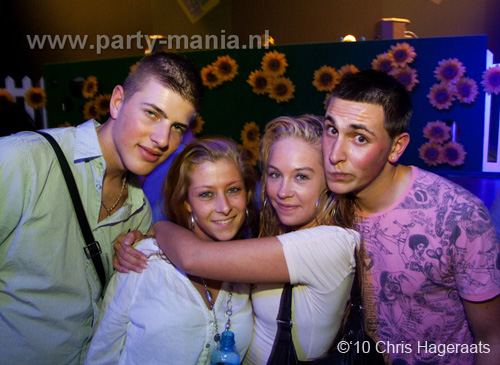 100417_072_franchise_partymania