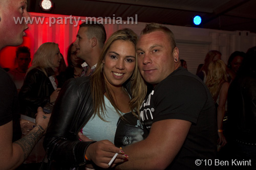 100424_003_los_partymania