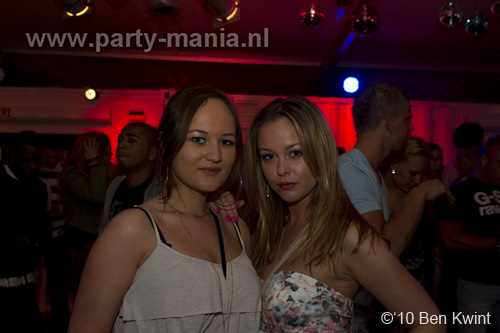 100424_007_los_partymania