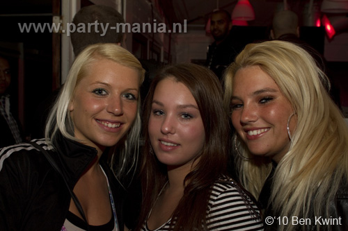 100424_013_los_partymania