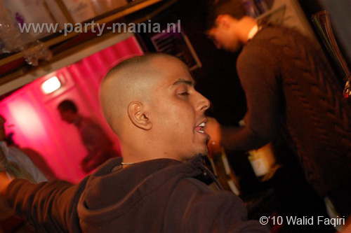 100424_003_los_partymania