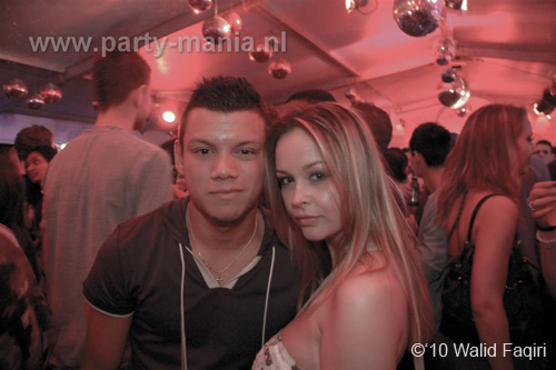 100424_025_los_partymania