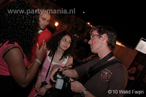 100424_041_los_partymania