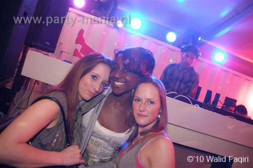 100424_048_los_partymania