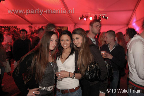 100424_065_los_partymania