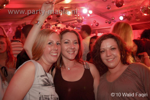 100424_092_los_partymania
