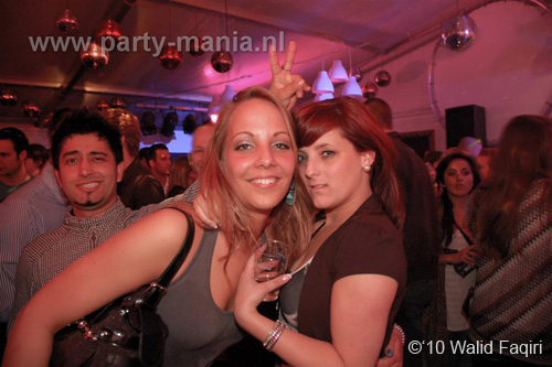 100424_095_los_partymania