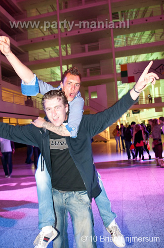 100429_011_billytheklit_partymania