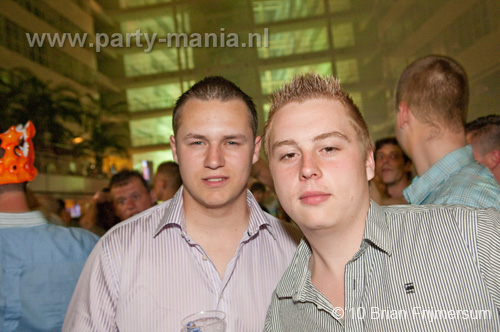 100429_082_billytheklit_partymania