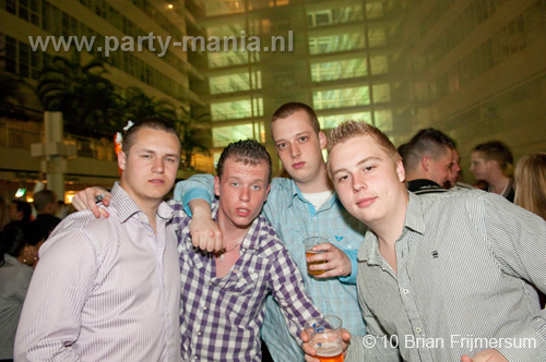 100429_083_billytheklit_partymania