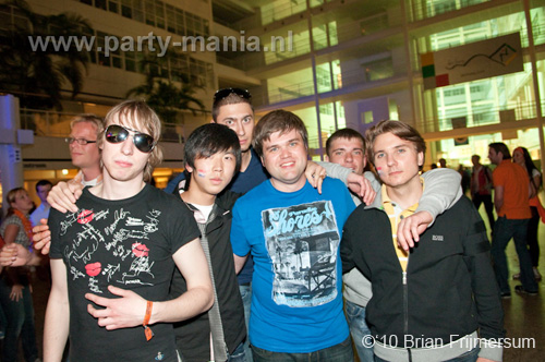 100429_105_billytheklit_partymania