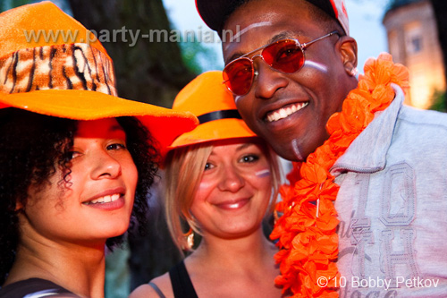 100429_021_koninginnenacht_partymania