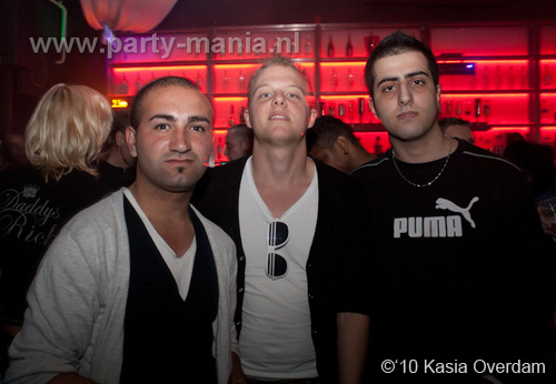 100429_001_le_paris_partymania