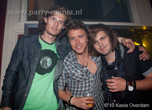 100429_008_le_paris_partymania