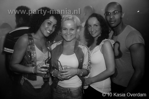 100429_009_le_paris_partymania