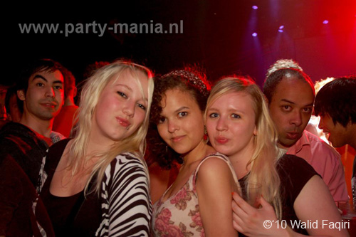 100429_005_paard_partymania