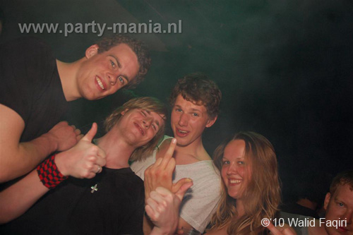 100429_037_paard_partymania