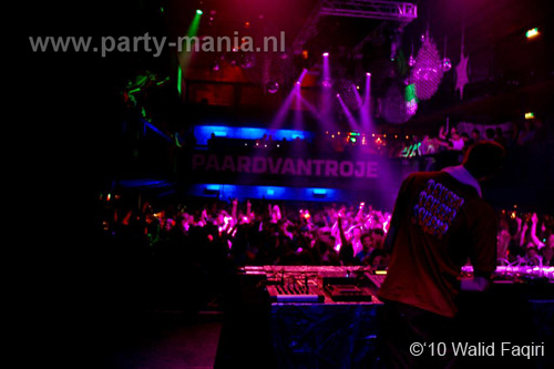 100429_046_paard_partymania