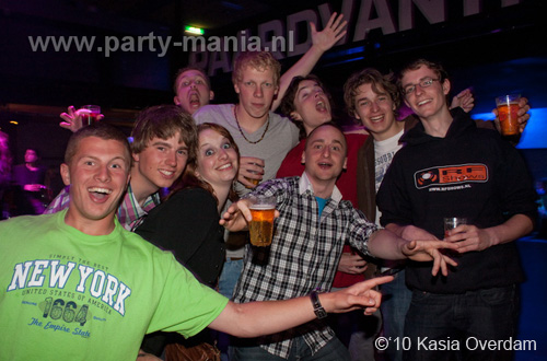 100506_012_paard_no_partymania