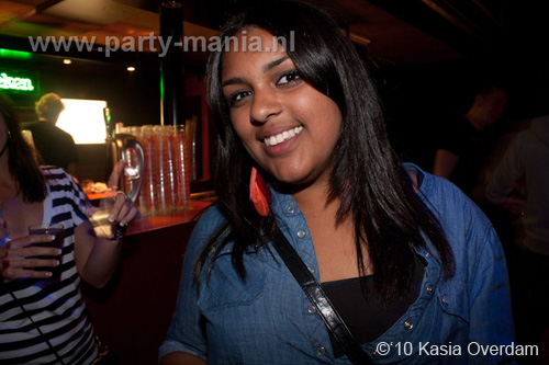 100506_014_paard_no_partymania