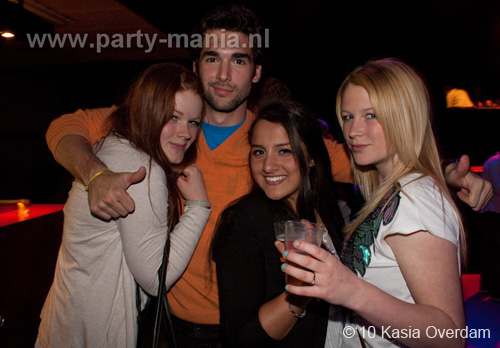 100506_017_paard_no_partymania