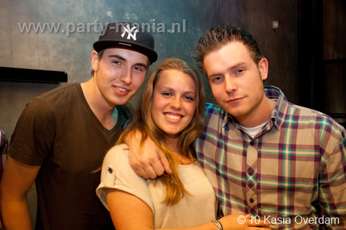 100506_027_paard_no_partymania