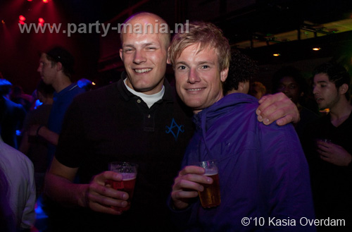 100506_031_paard_no_partymania