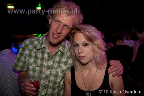 100506_038_paard_no_partymania