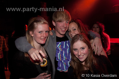 100506_044_paard_no_partymania