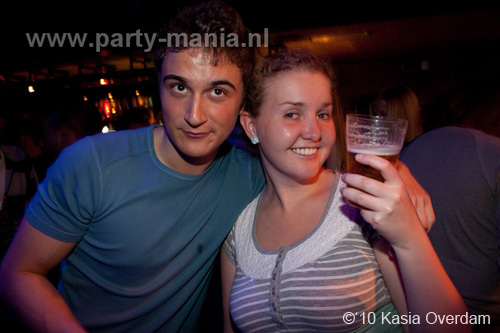 100506_045_paard_no_partymania