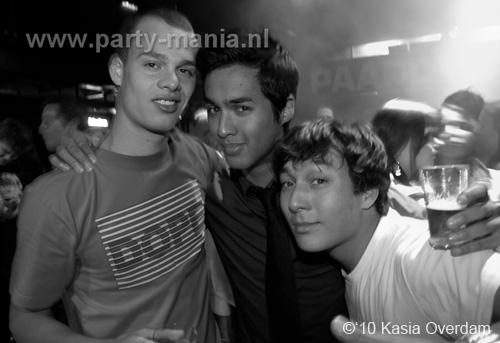 100506_046_paard_no_partymania