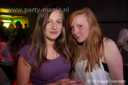 100506_072_paard_no_partymania
