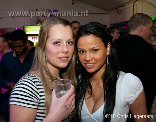 100508_024_gekkehouse_partymania