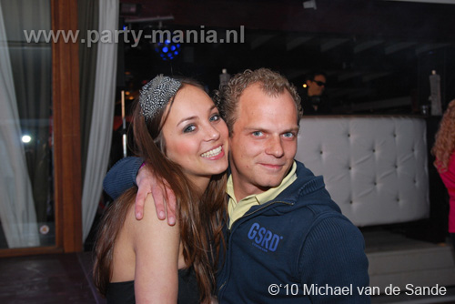 100509_078_lovely_partymania
