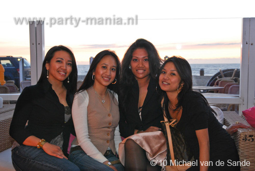 100509_087_lovely_partymania